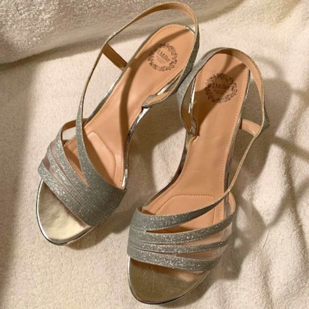 Beautiful I. Miller silver, strappy, sparkly sandals. *HP*